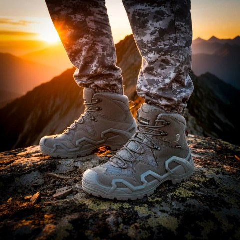 TRZEWIKI EXPLORER GRAY ROZM. 43